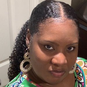 Meet your Posher, Danene